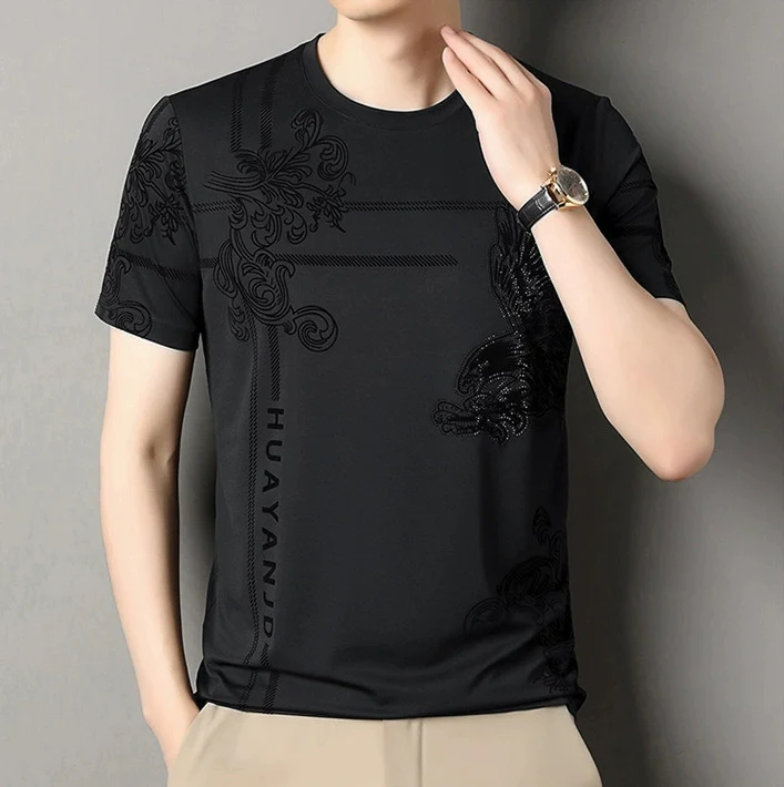 Black Graphic T-Shirt – Luxury Eagle Print Short Sleeve Tee